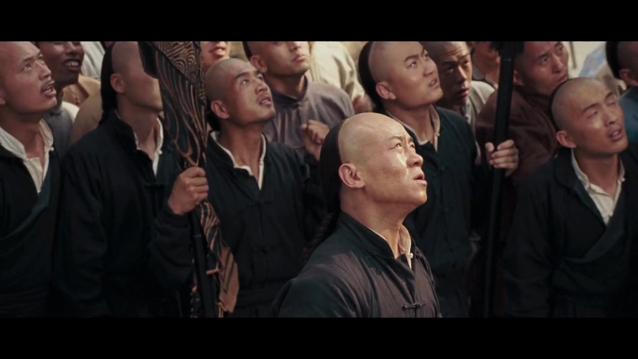 霍元甲 李连杰第一次露手,便打得高手落花流水