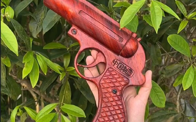 手工木制的玩具信号枪,你们喜欢吗