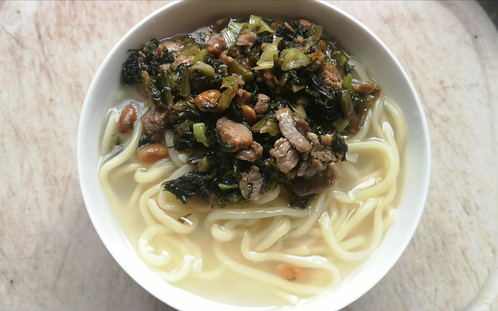 雪菜肉丝面,简单美味