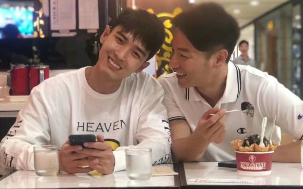 阿加被男朋友宠得越来越像个孩子