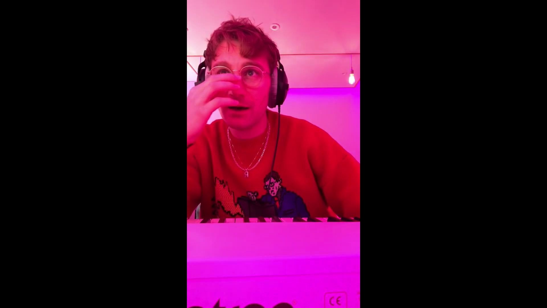 【glass animals】【dave bayley】quarantine covers. episode 1.