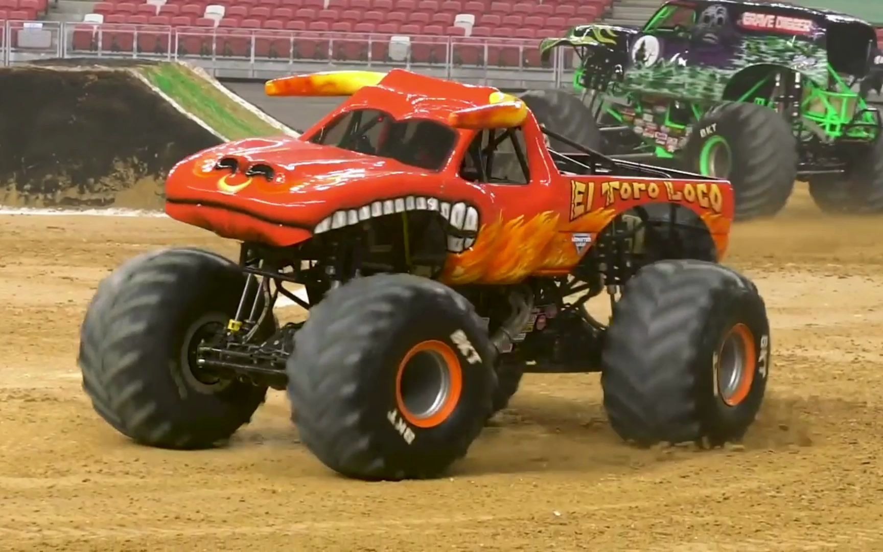 怪兽大脚车嗨翻全场,引爆你的小宇宙,高难度动作看的热血沸腾