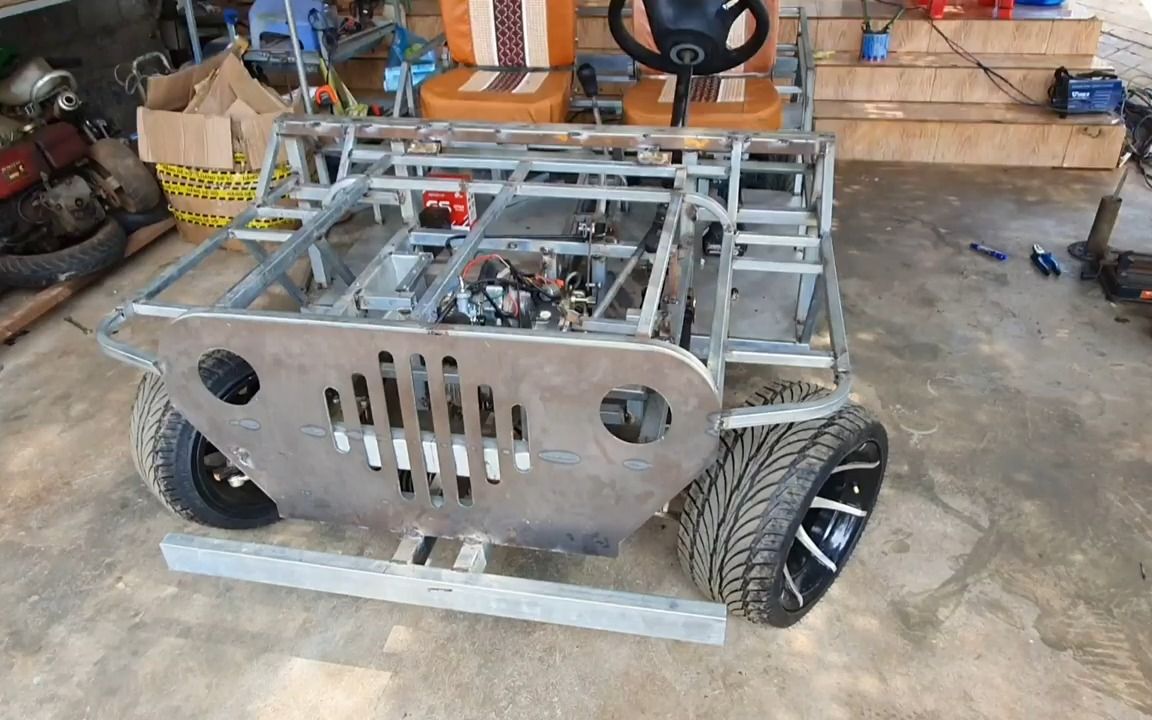 【自制汽车】 带自行车发动机的自制吉普车 110cc