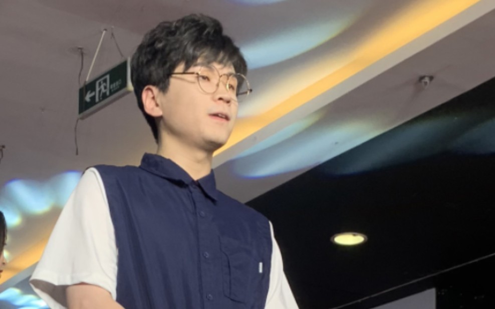 鱼冻老师呜呜呜见到了开心死了.ccs你是我的神!