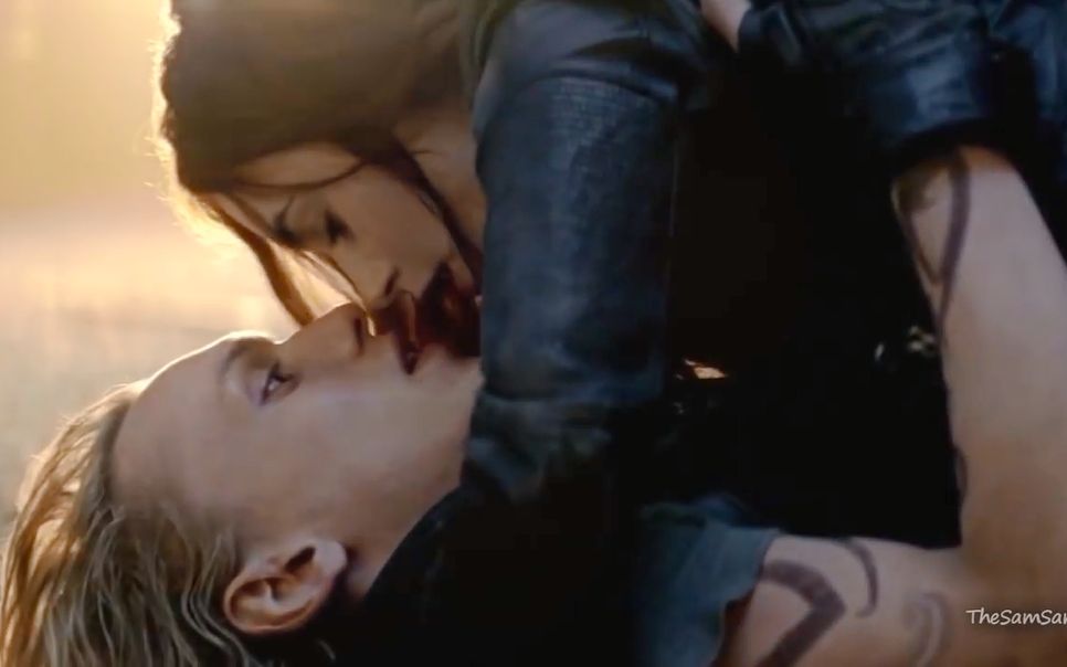 [图]【电影】《圣杯神器》（暗影猎人影版）Jace and Clary ♥ Don't deserve you