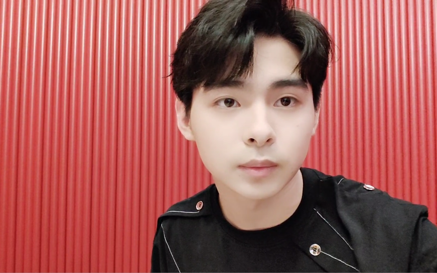 【nv-paraboy】4月25日直播回放-播10分钟