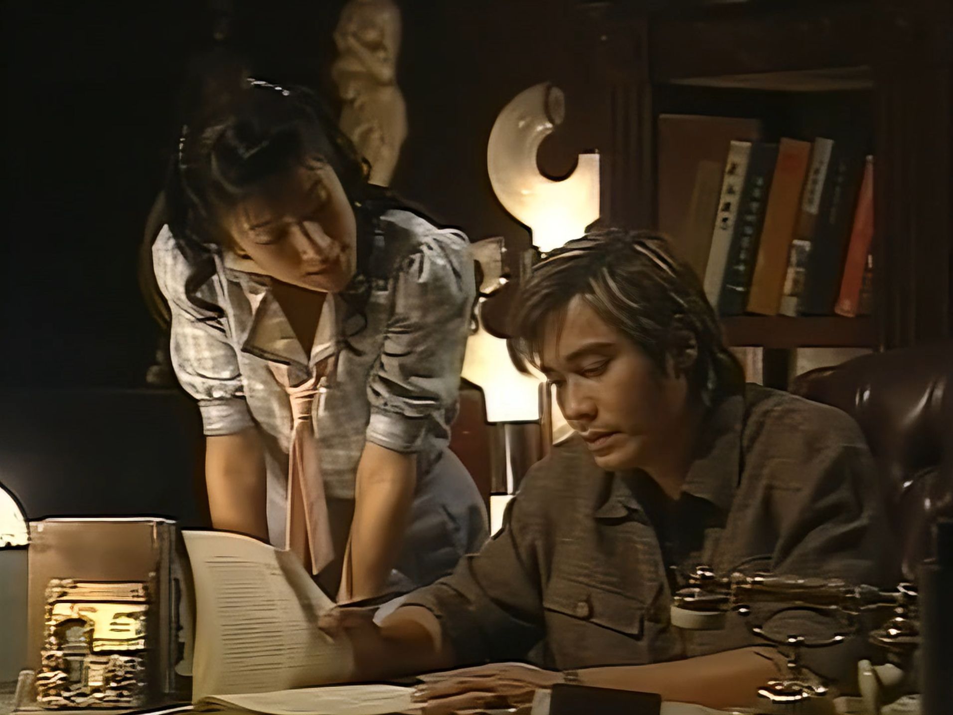 【1080p】卫斯理(罗嘉良粤语版)17 宝裕和红红扮情侣-2