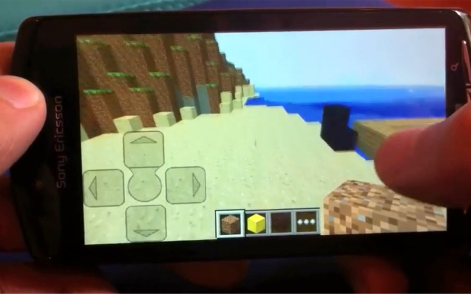 [图]【搬运】Minecraft-Pocket Edition Touch Controls