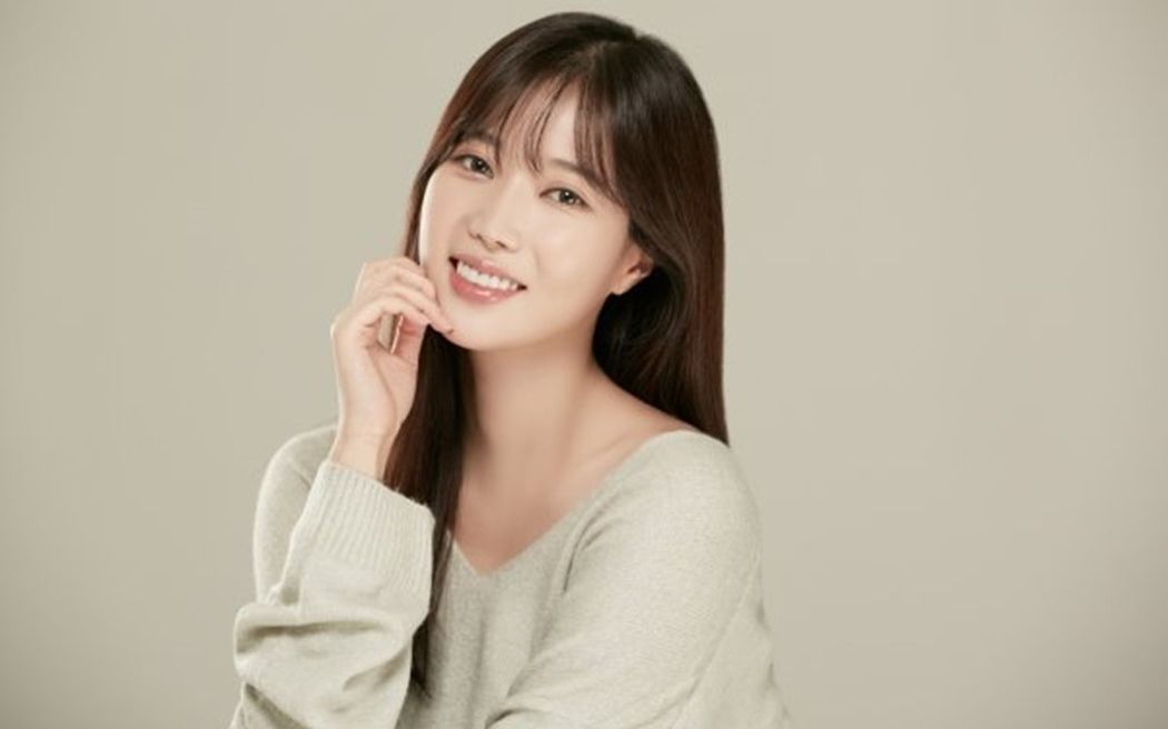 【林秀香】ins唱歌视频 练歌房唱iu《夜信》人美歌甜