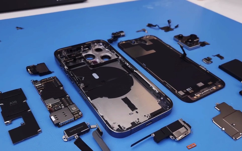 苹果手机iphone14拆解