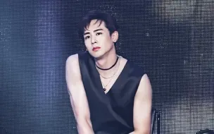 Télécharger la video: 【Nichkhun】【ForKhun】141129  2PM广州演唱会《sexy lady》主尼坤直拍