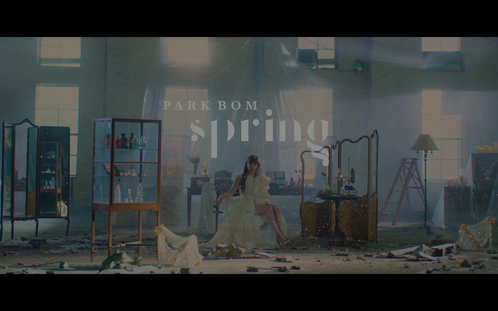 [图][M/V] Park Bom - Spring(feat. sandara park