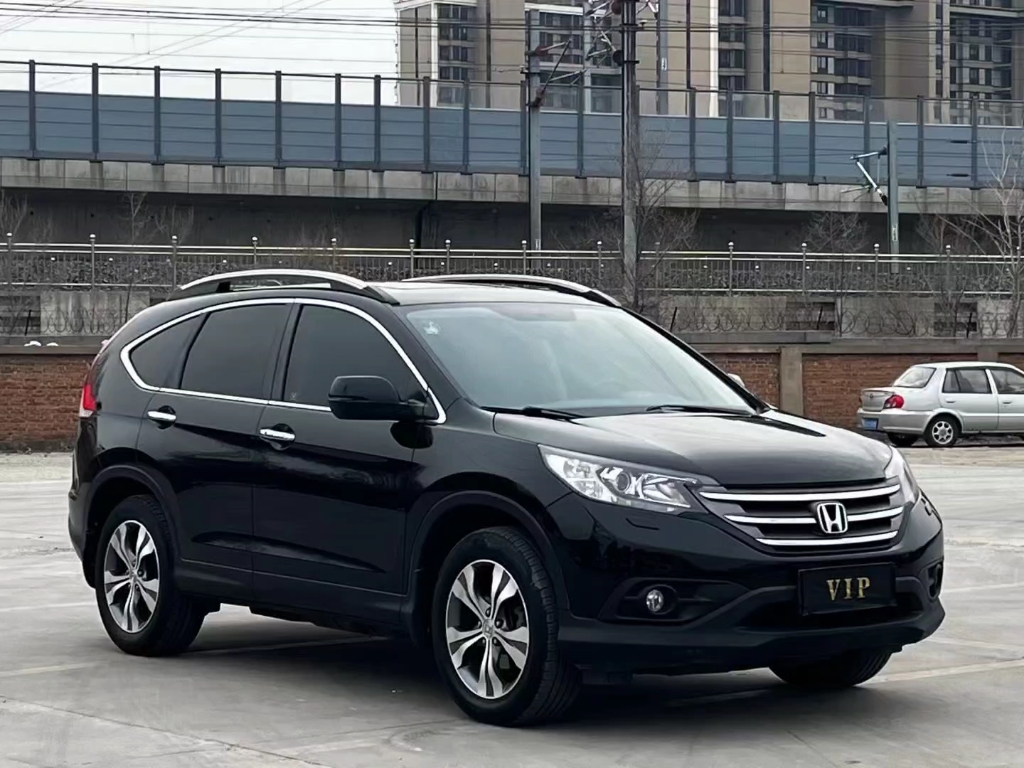 2013年本田crv 天窗2.4四驱 尊贵版全车原版 贷款首付一万