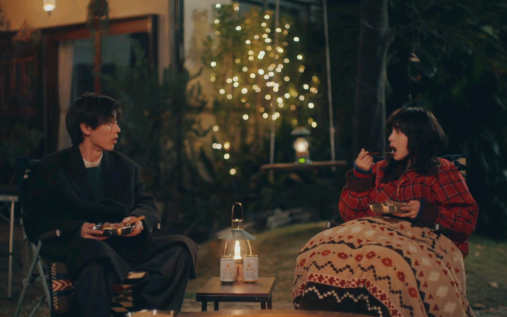 黄昏时分牵起手 B站