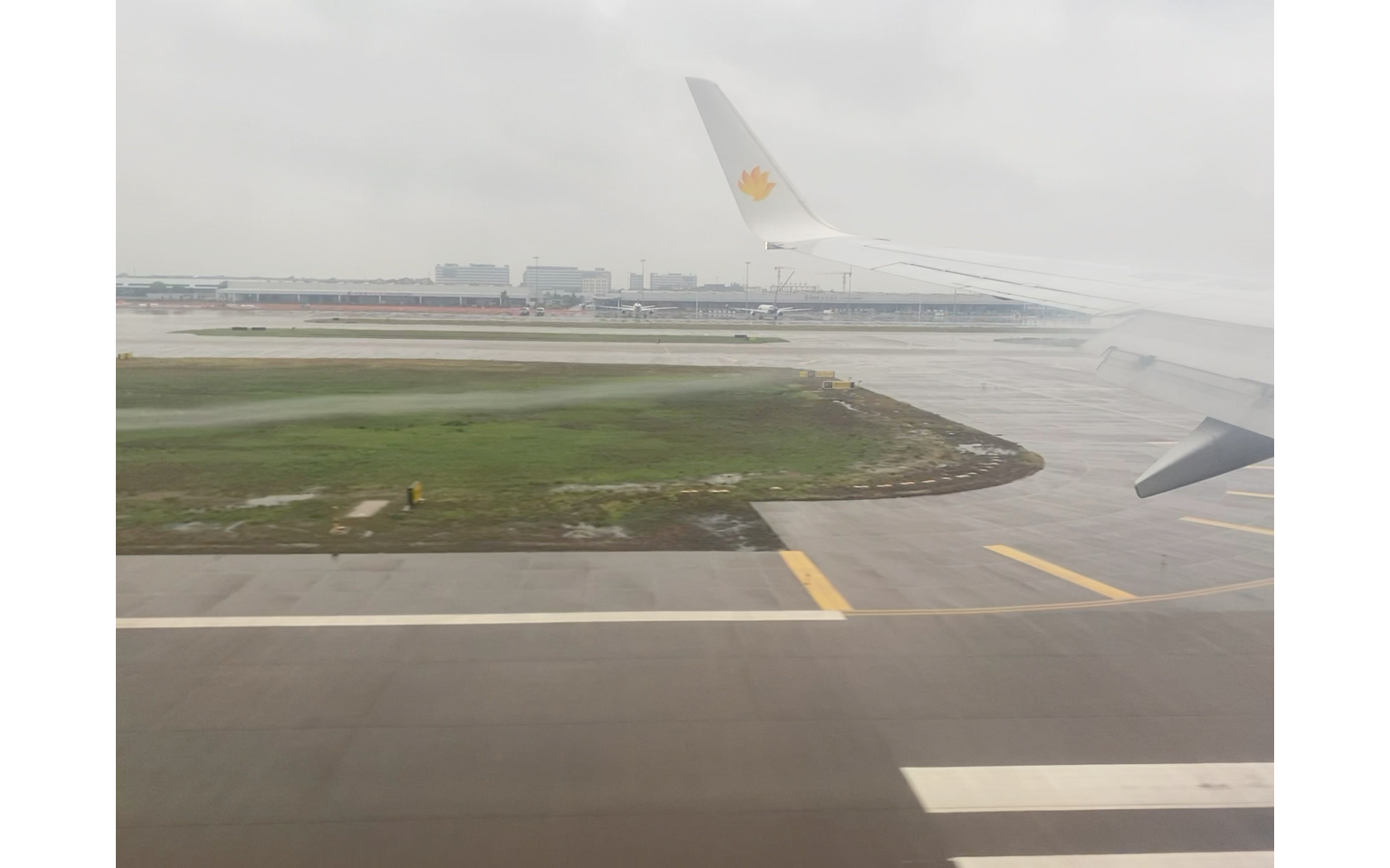 记录飞机落地的瞬间