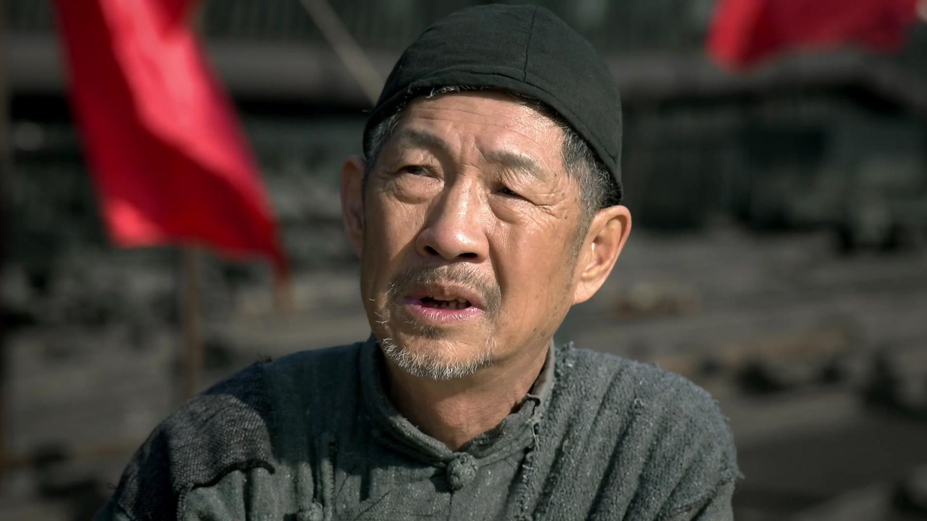 沸腾的群山:老烟囱是长脖涝,新烟囱是短粗胖,老办法用不了