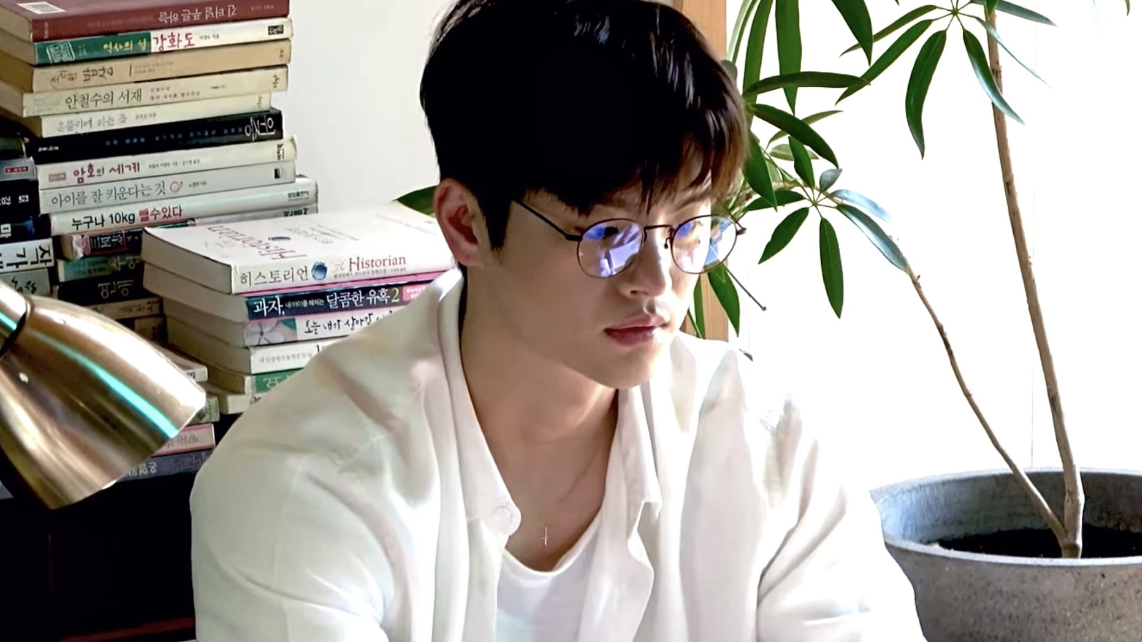 【徐仁国|没有适合我的离别歌曲】这些镜头为什么不挑几帧放进mv,多好