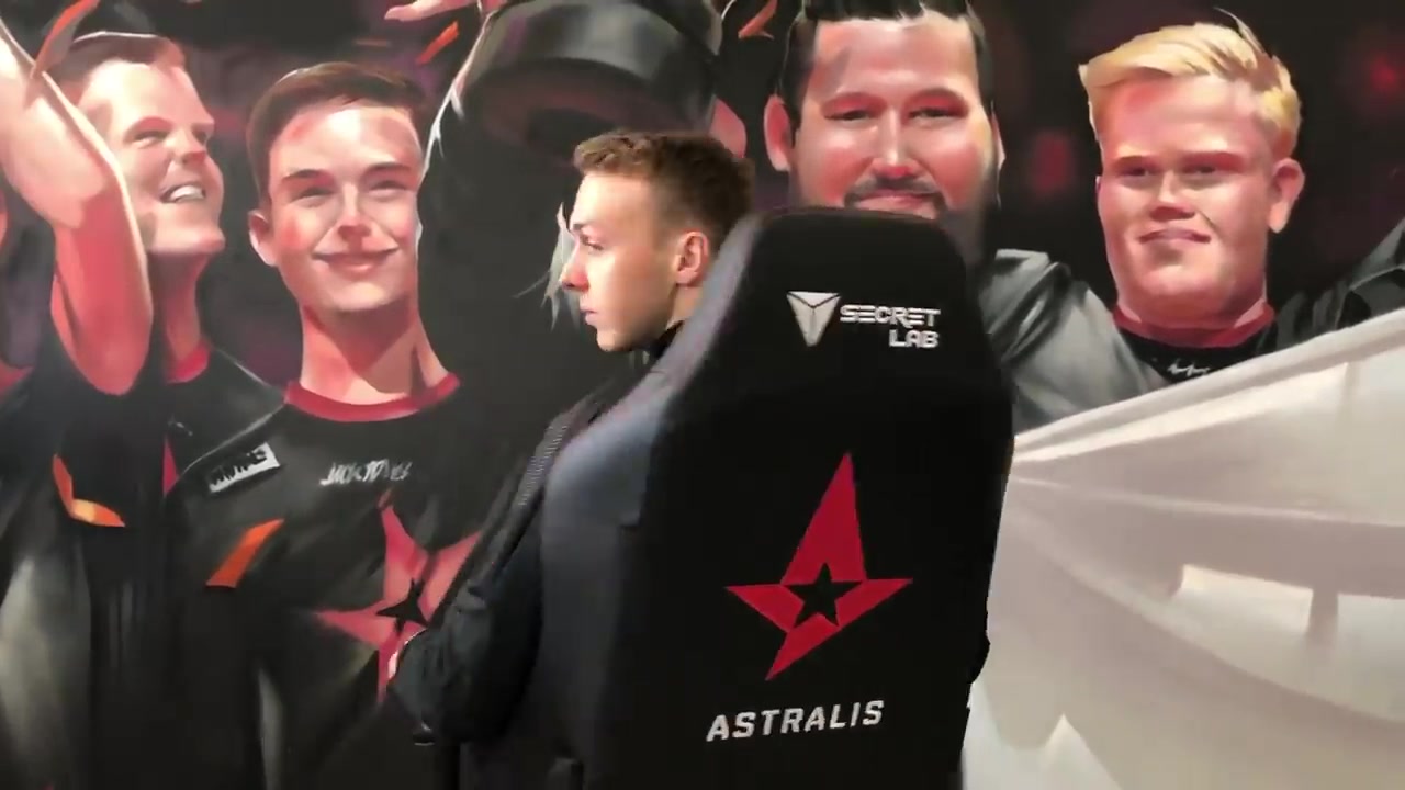 csgo a队官方:重温过去3年中gla1ve最具标志性的一刻