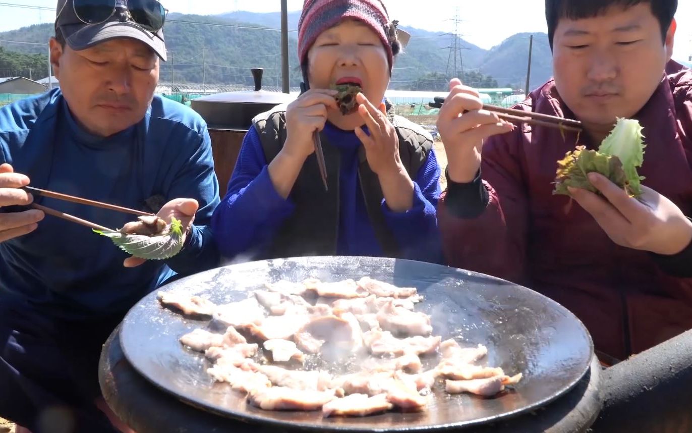 一只猪仅有300g的护心肉,真的是入口即化,要一口一口细心品尝!哔哩哔哩bilibili