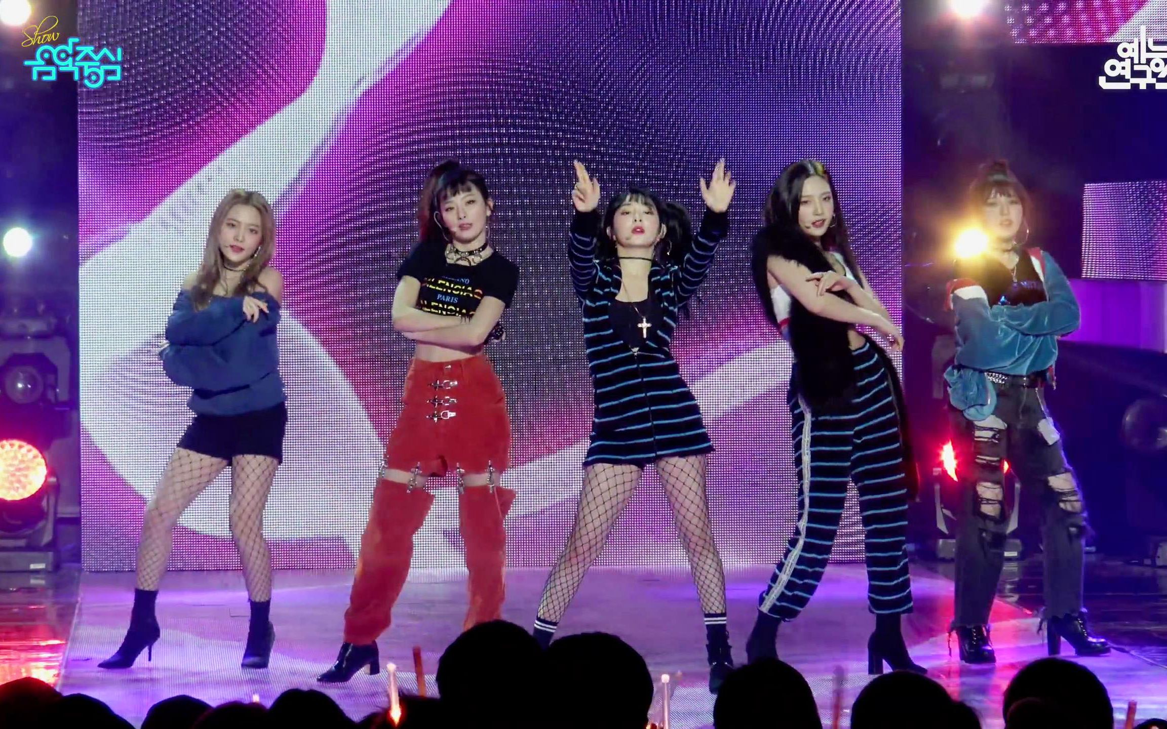 【red velvet】red velvet 音中舞台 全员 艾琳 joy 涩琪 180203