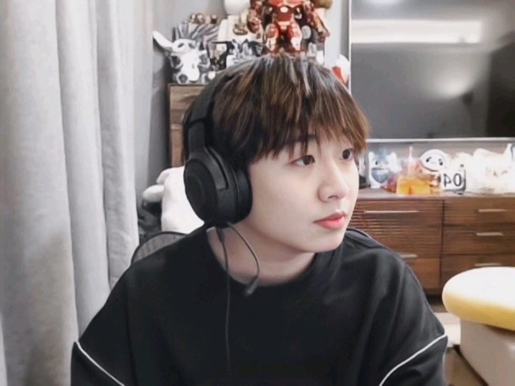 【小潮院长】快进来看帅气小狗吧