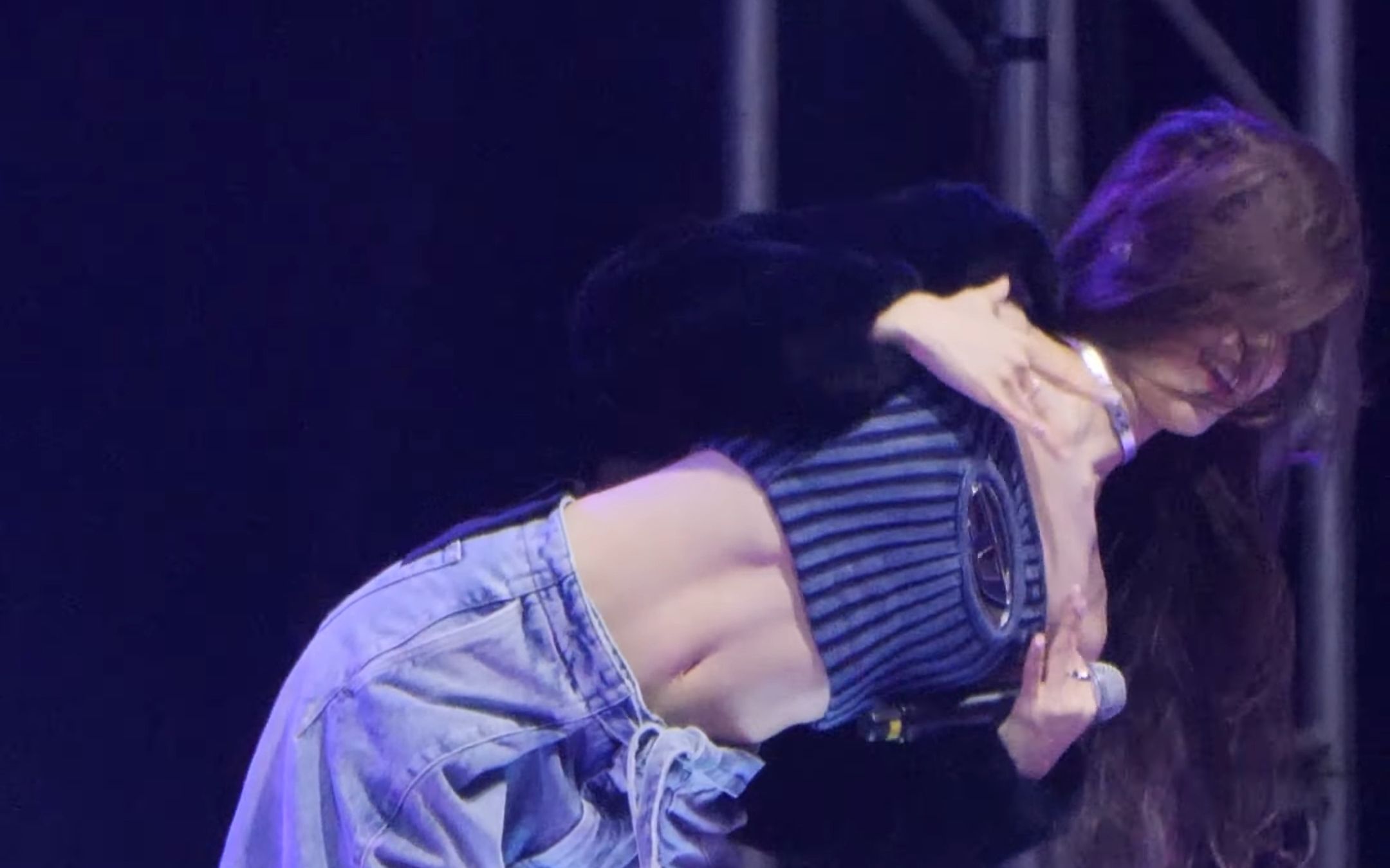 [le sserafim 中村一叶] kazuha腹肌隐隐约约 太帅了 antifragile 4k