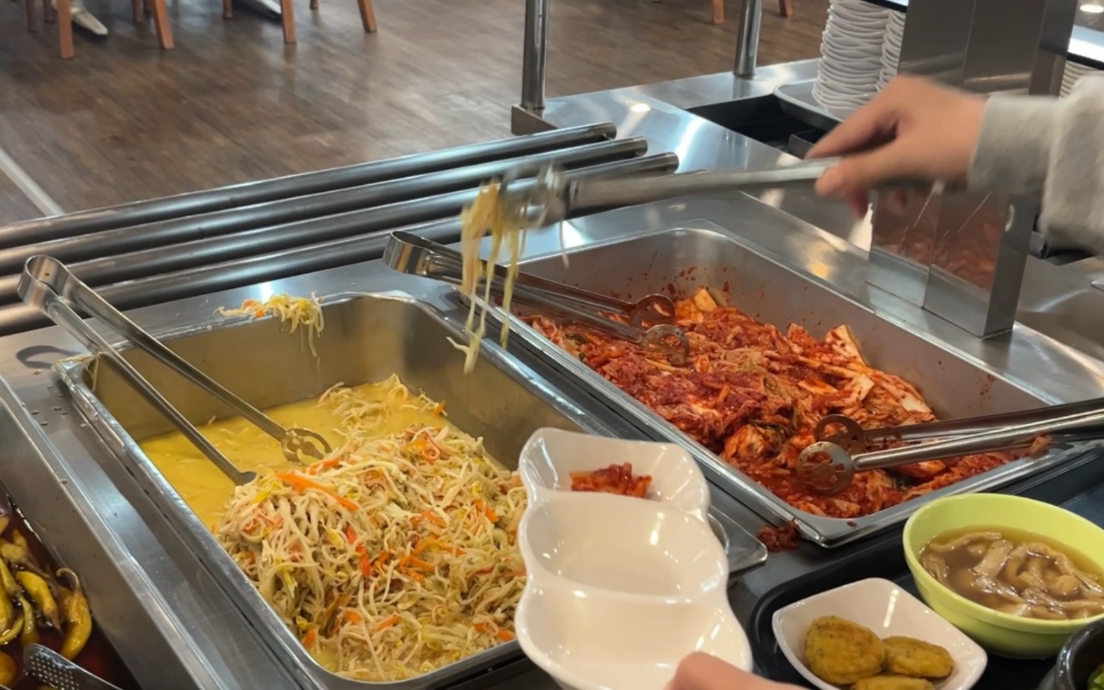 韩国大学食堂|5500一顿的教职工餐厅_哔哩哔哩_bilibili