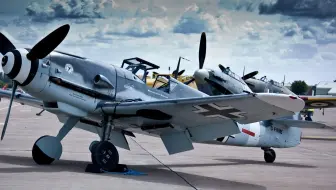 梅塞施密特Bf 109单座单发单翼全金属活塞式战斗机“BF 109”“德意志之鹰”！！！二战期间综合性能最优秀的轻型战斗机之一！也是历史上生产数量最多的战斗机！