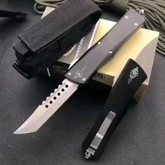 一把微技术地狱犬大龙直跳刀,非常漂亮!