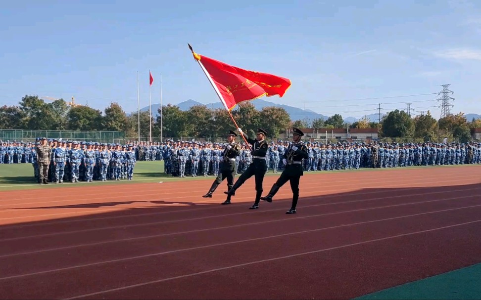 新闻学作业:浙江工商大学杭州商学院2019级军训报道(完整版)哔哩哔哩bilibili