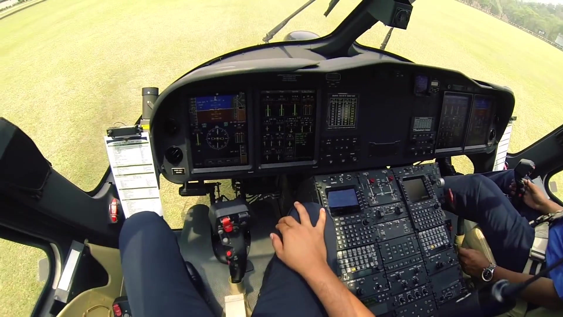 aw139直升机启动试飞全过程