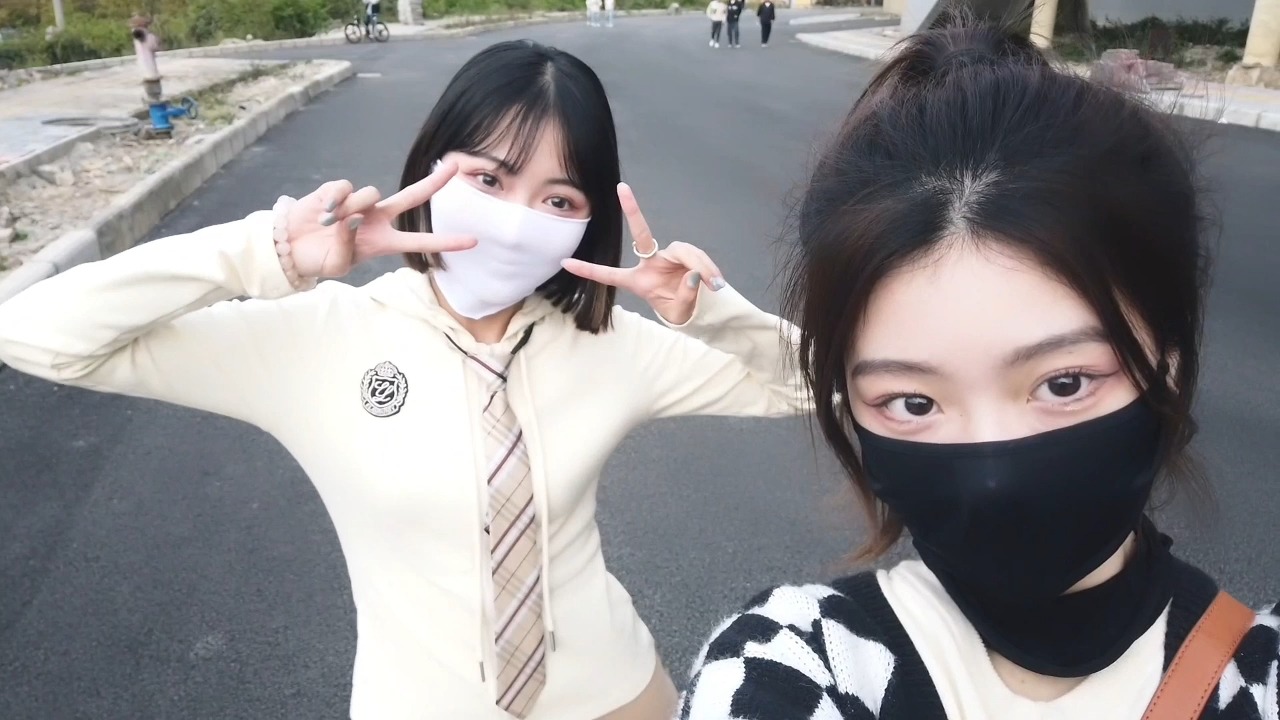 莫代尔口罩黑白蒙面姐妹花校园蒙面秀