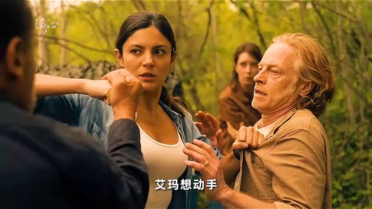 【配桷电影推荐】两个陌生人萍水相逢一见面凑上去一通