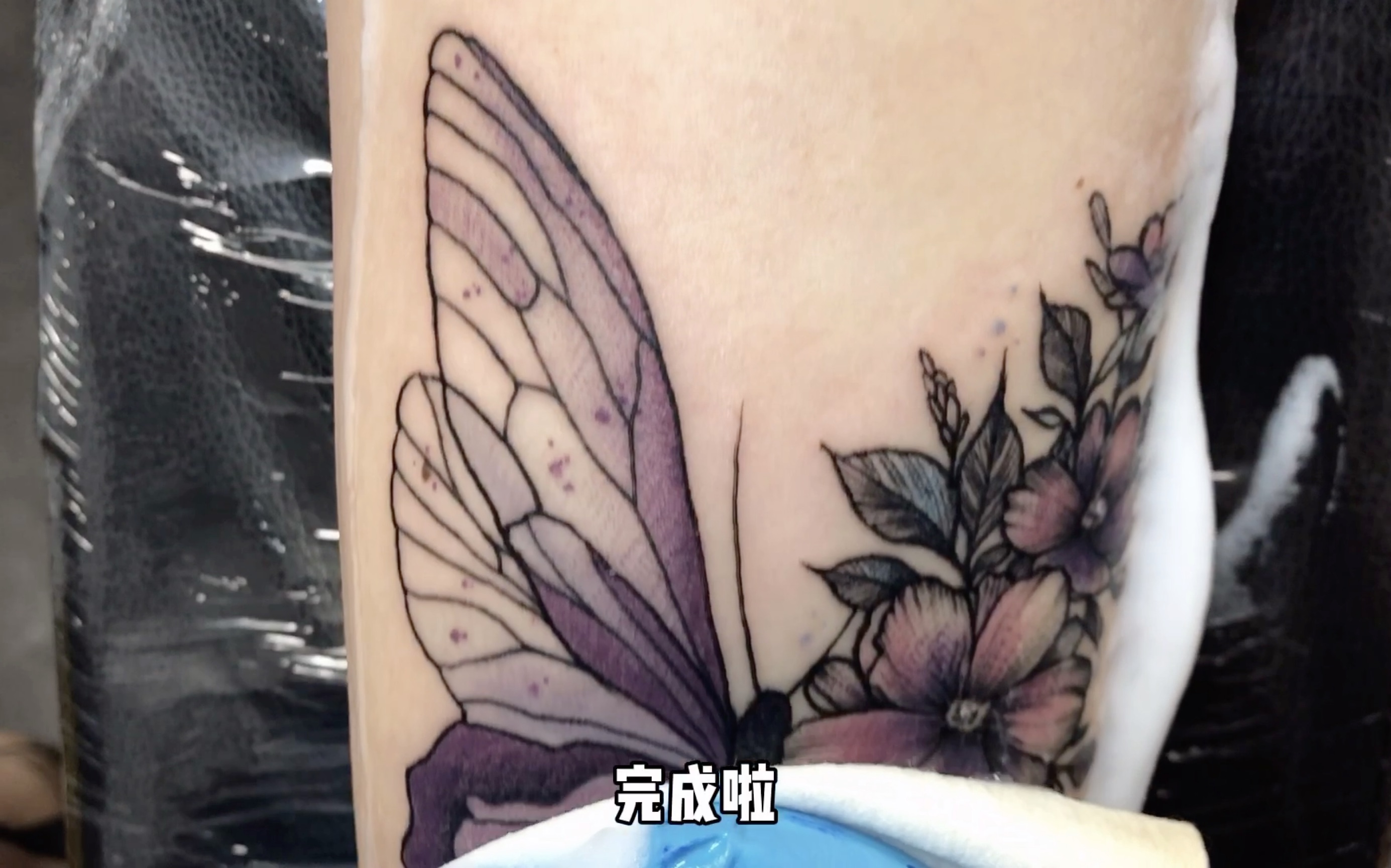 深圳tattoo深圳行运纹身少女蝴蝶手肘蝴蝶