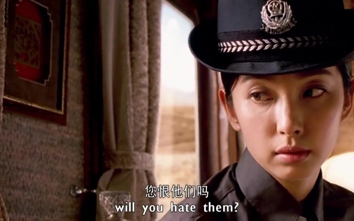 天下无贼警察识破王薄王丽身份和他们攀谈交心