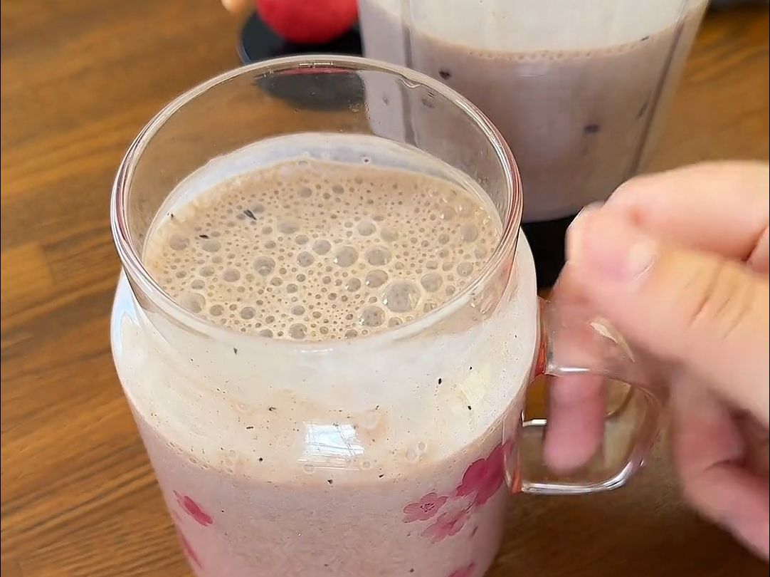 饱腹又通噗噗的蓝莓可可奶昔,放纵餐后必备