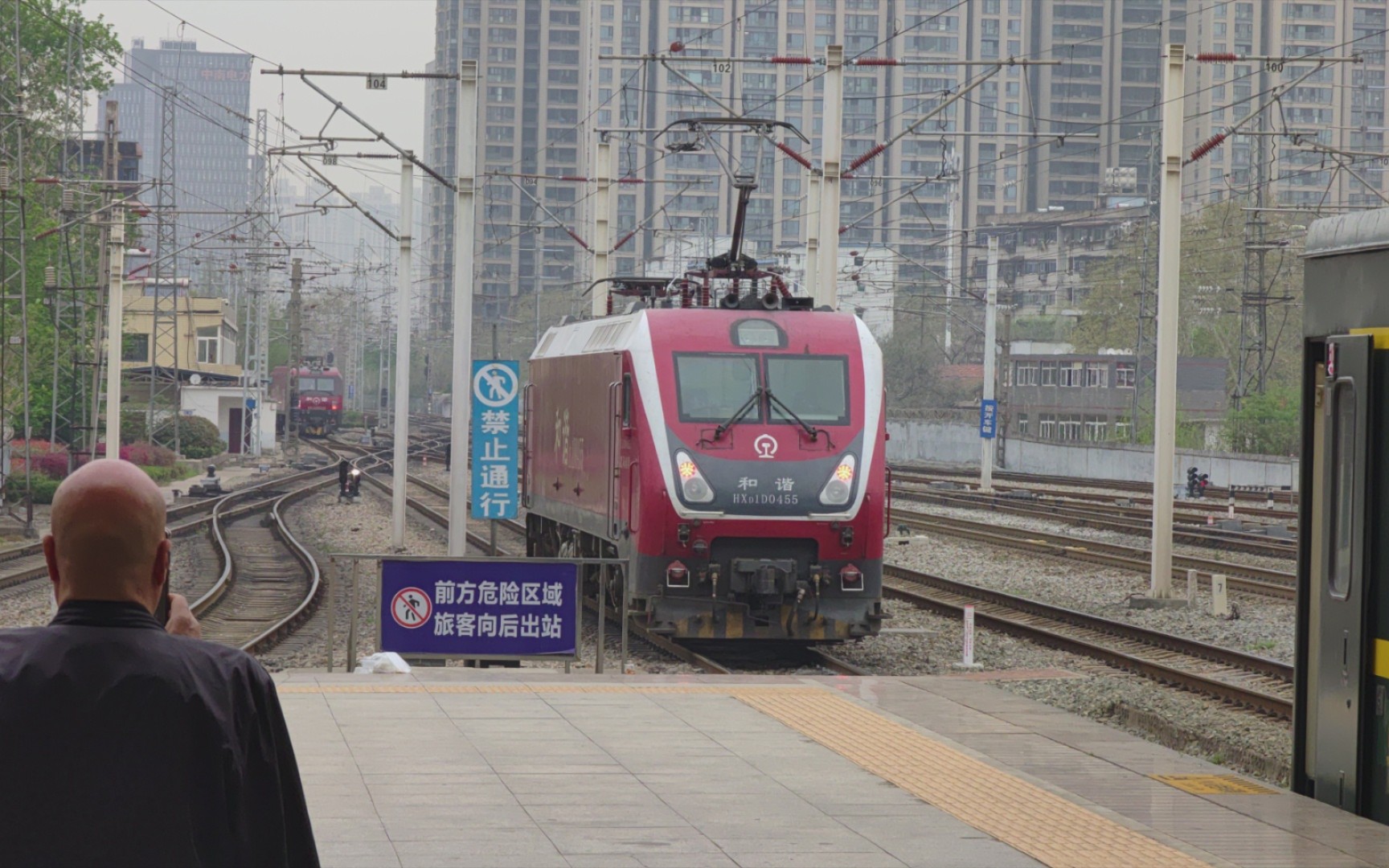 一路晚点 整整坐了24个小时 z126次南昌兰州硬卧运转记