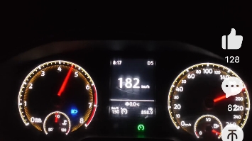 一辆大众轿车夜间在高速公路上超速行驶达到183km/h哔哩哔哩bilibili