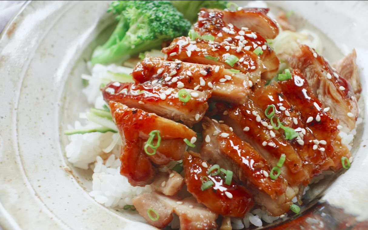 照烧鸡腿饭2只鸡腿一碗米饭还能更好吗