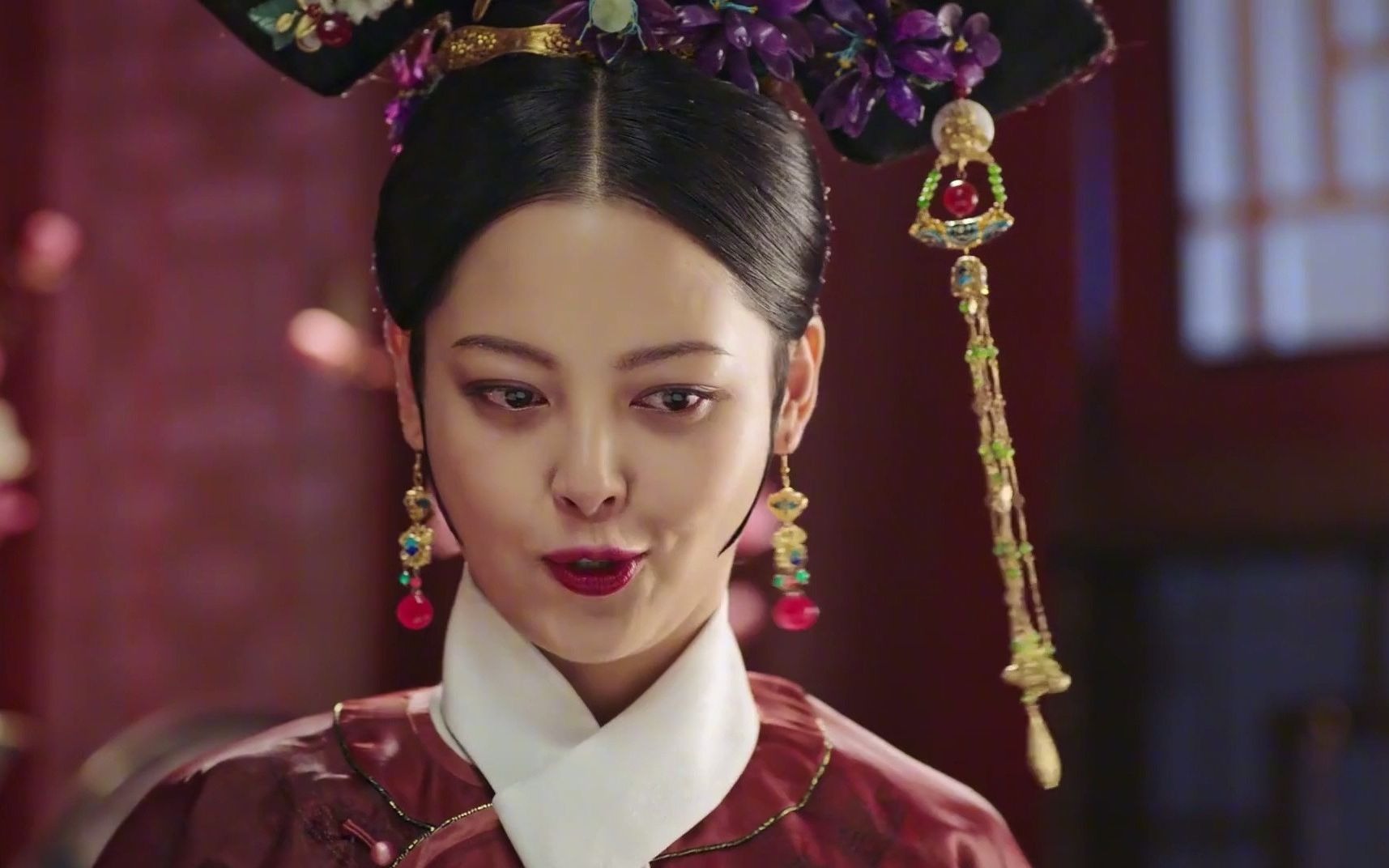 金玉妍被穿耳,跑去找皇上告状反而又被皇上给罚了一遍!