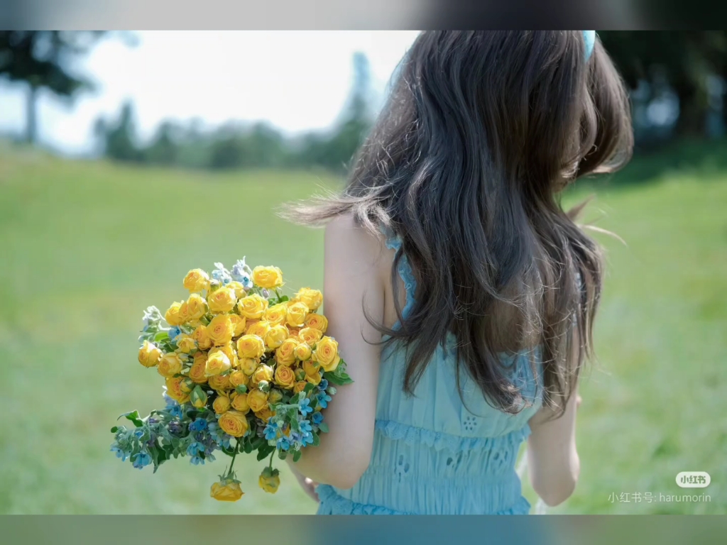 花海少女:谁不想拥有这样的笑容呢?