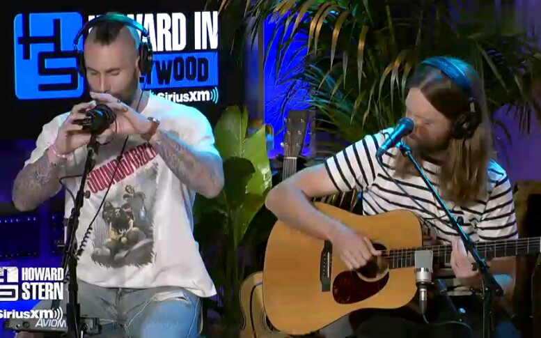 骚当魔力红乐队maroon5memories最新电台表演