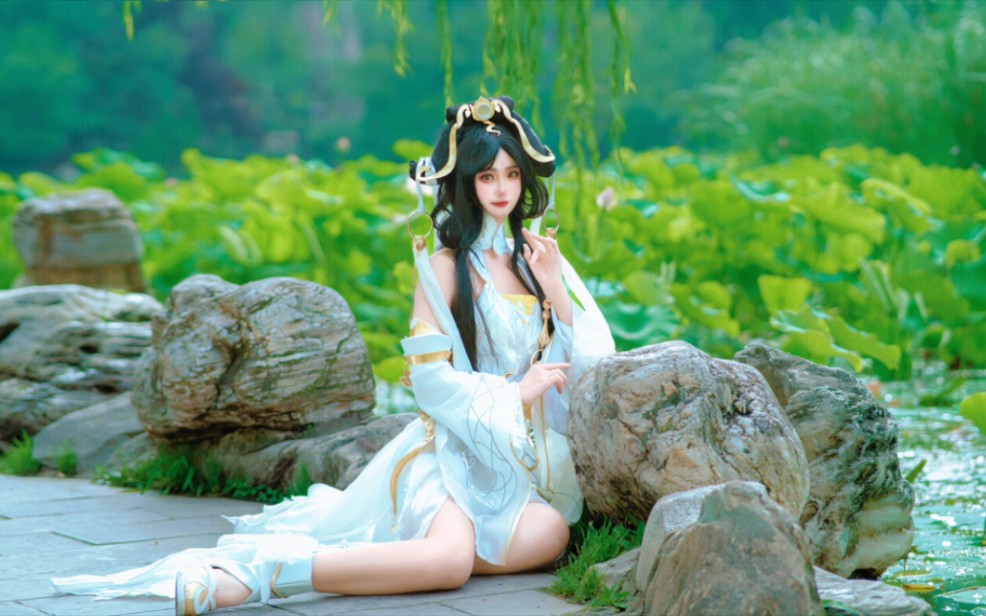 大乔白蛇还原cos