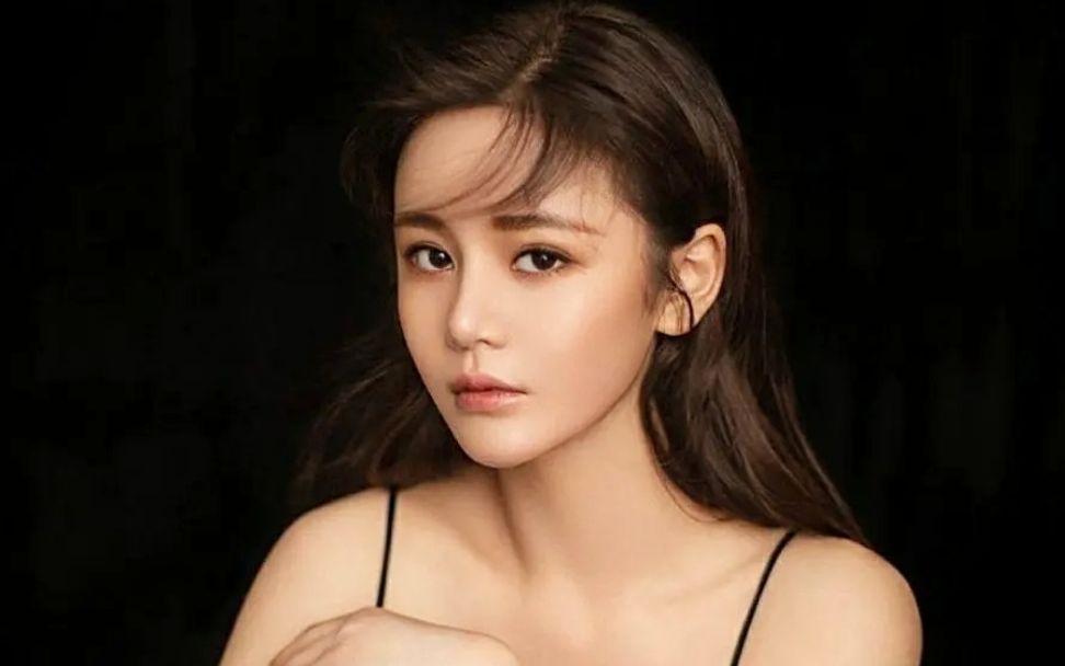 感受一下新一代晶女郎的魅力吧