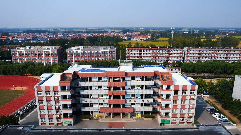 《迈向辉煌的明天》 赣马高级中学校歌mv流出