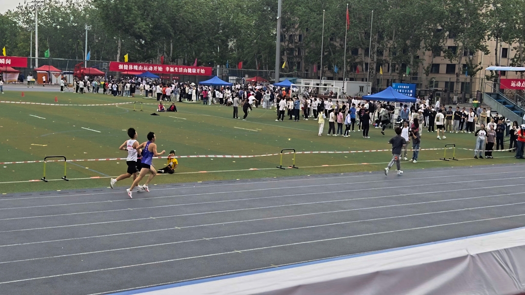 【北京交通大学第59届学生运动会】男子甲组3000m决赛哔哩哔哩bilibili