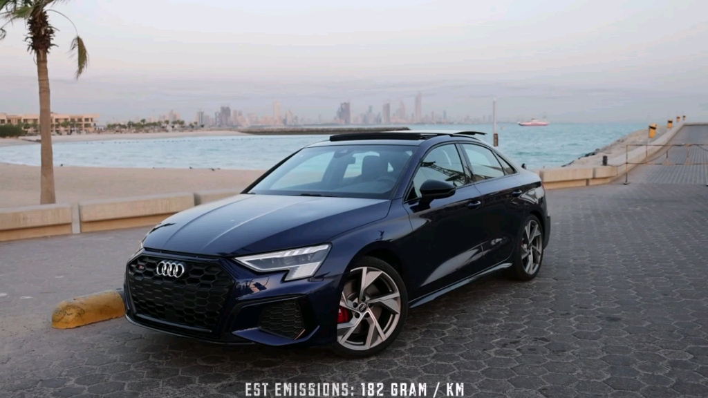 2023款奥迪s3,2.0l,310匹,外观略丑