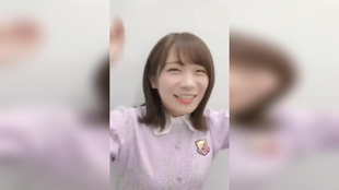 乃木坂46 Downtown 生駒里奈躲入松村沙友理的裙子 生肉 哔哩哔哩 つロ干杯 Bilibili