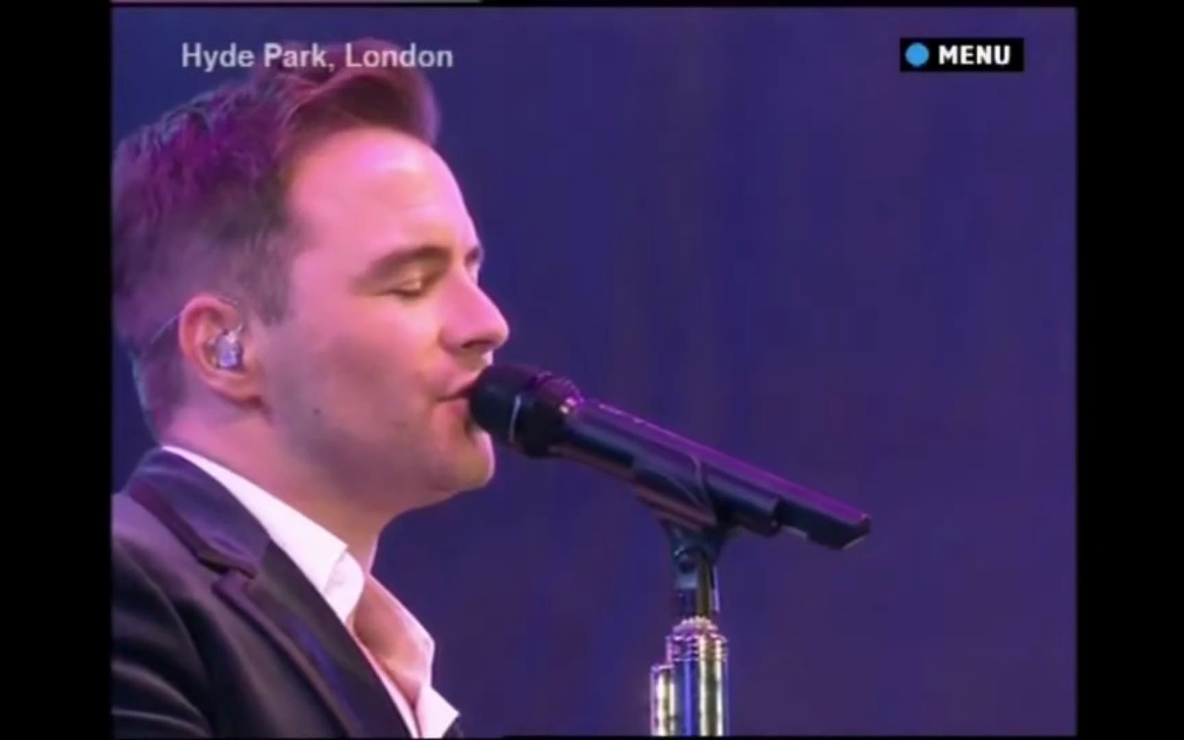 [图]【与管弦乐团合作】Westlife - Flying Without Wings (Live 2011 Hyde Park)