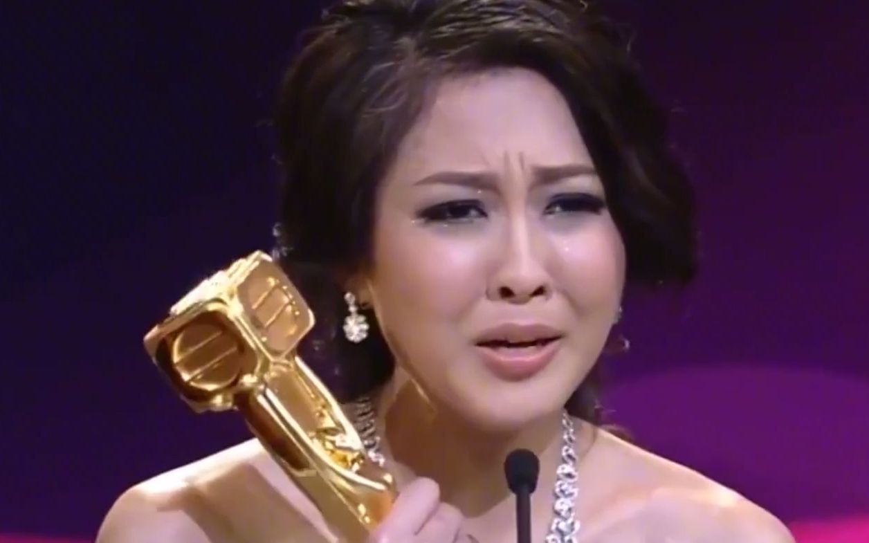 tvb人缘最差的女人曾与胡定欣并驾齐驱却因丑闻无人问津